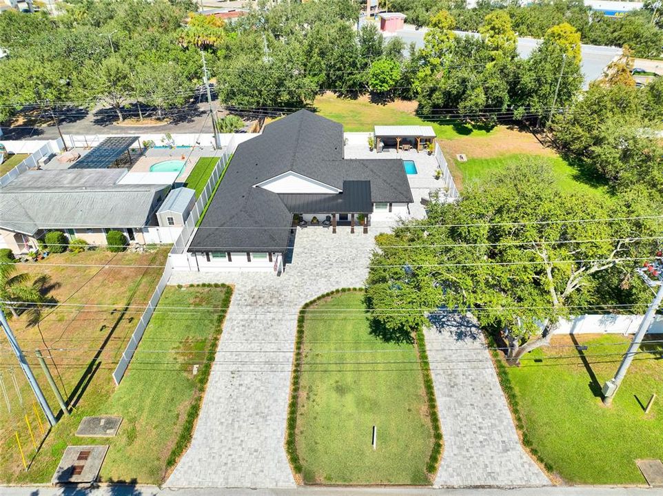 En Venta: $1,600,000 (3 camas, 3 baños, 3023 Pies cuadrados)