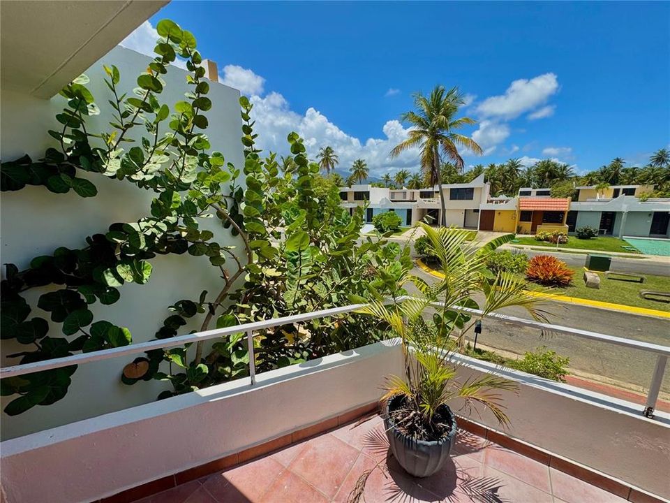 На продажу: $499,000 (3 спален, 2 ванн, 1250 Квадратных фут)