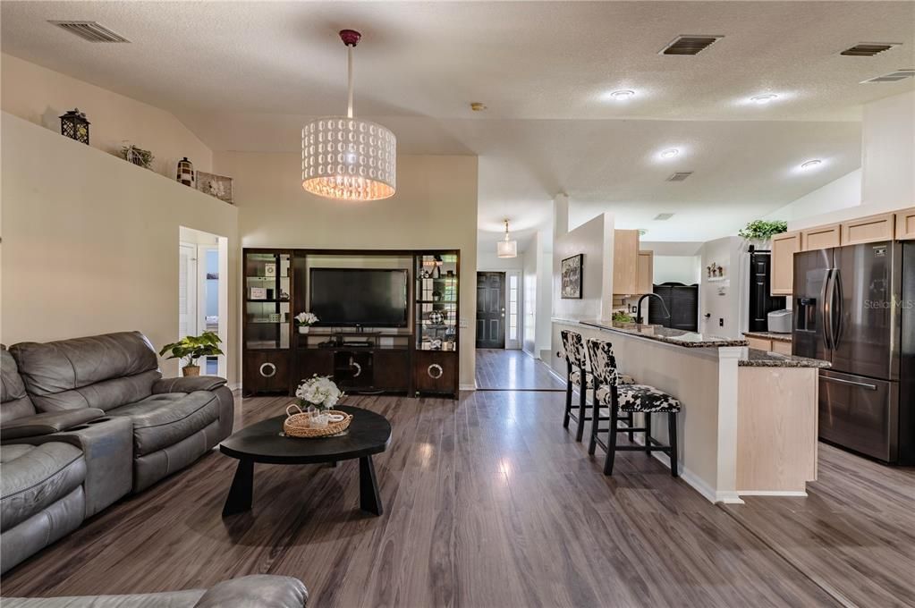 For Sale: $525,000 (4 beds, 2 baths, 2034 Square Feet)