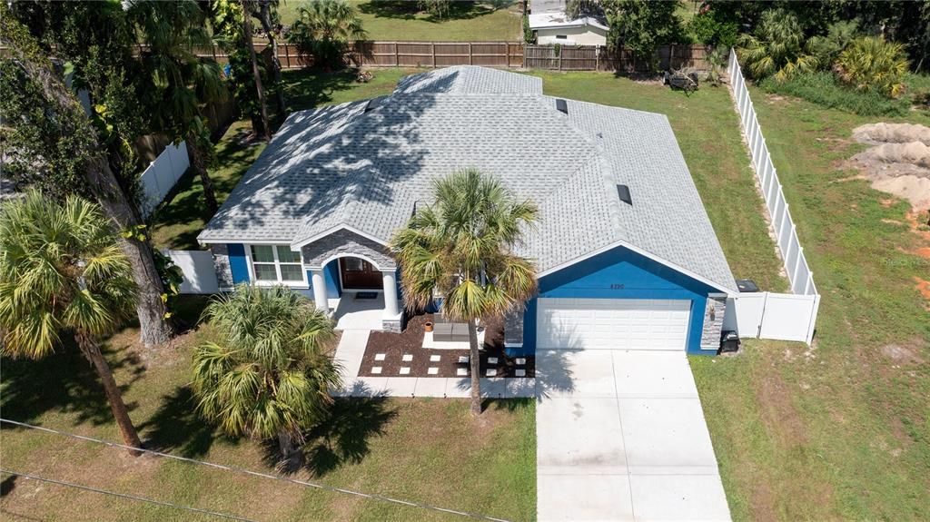 En Venta: $395,000 (4 camas, 2 baños, 1868 Pies cuadrados)