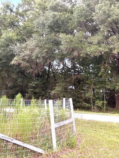 En Venta: $24,300 (0.22 acres)