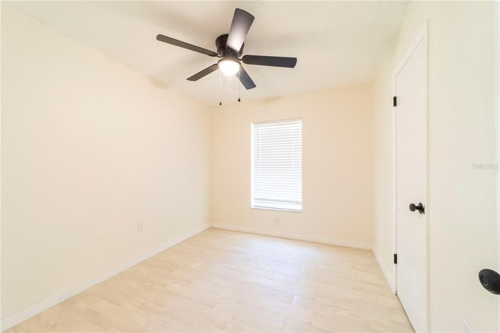 Active With Contract: $239,999 (4 beds, 2 baths, 1066 Square Feet)