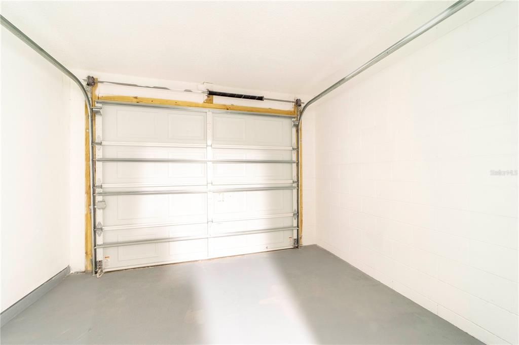 Active With Contract: $239,999 (4 beds, 2 baths, 1066 Square Feet)