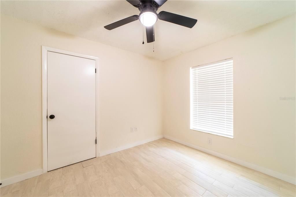 Active With Contract: $239,999 (4 beds, 2 baths, 1066 Square Feet)