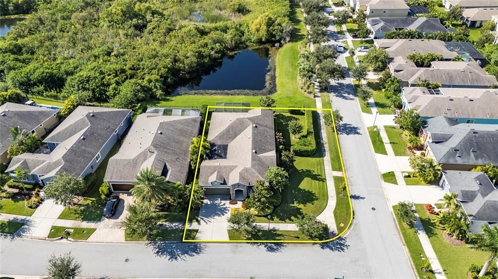 合同活跃: $575,000 (3 贝兹, 2 浴室, 2583 平方英尺)