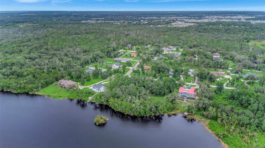 合同活跃: $125,000 (0.86 acres)