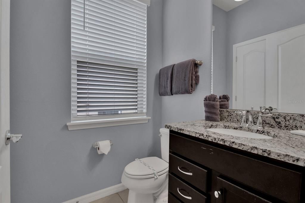 Activo con contrato: $3,800 (7 camas, 5 baños, 3314 Pies cuadrados)