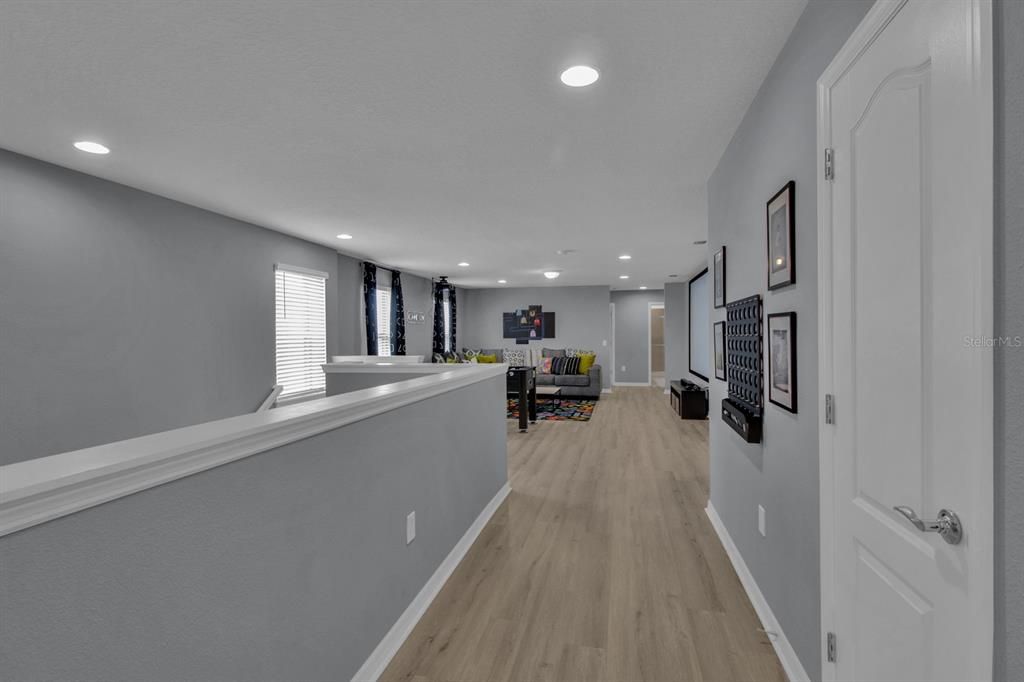 Activo con contrato: $3,800 (7 camas, 5 baños, 3314 Pies cuadrados)