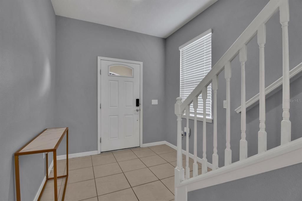 Activo con contrato: $3,800 (7 camas, 5 baños, 3314 Pies cuadrados)