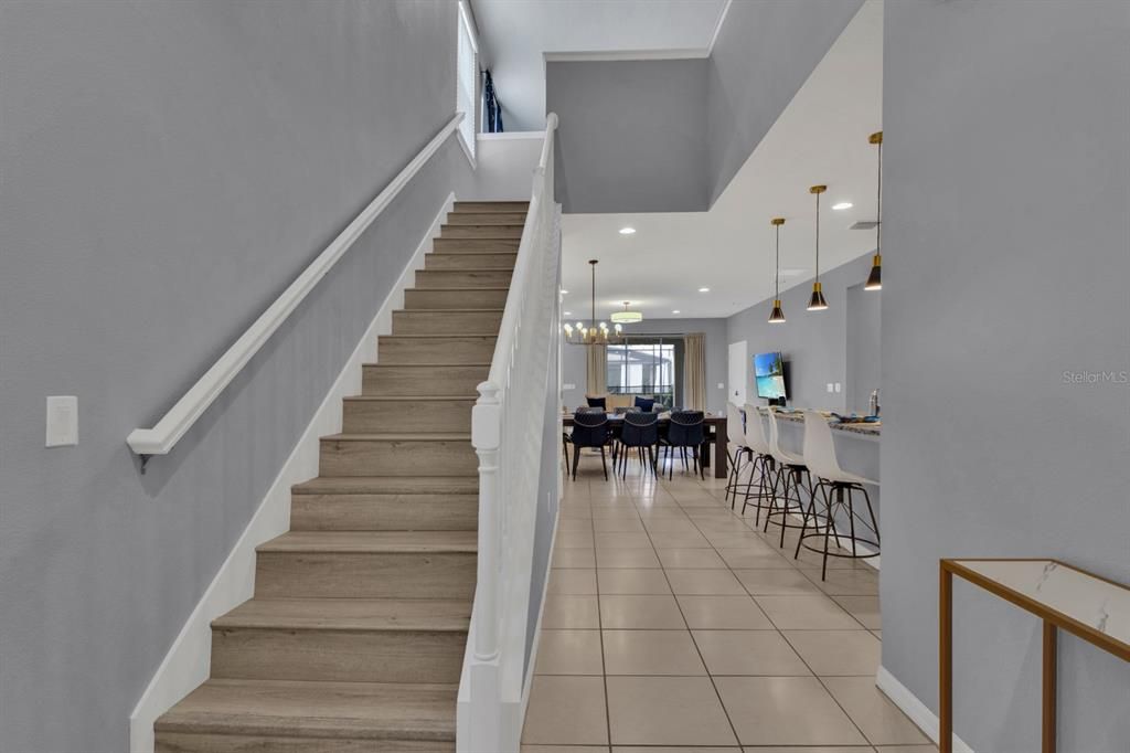 Activo con contrato: $3,800 (7 camas, 5 baños, 3314 Pies cuadrados)