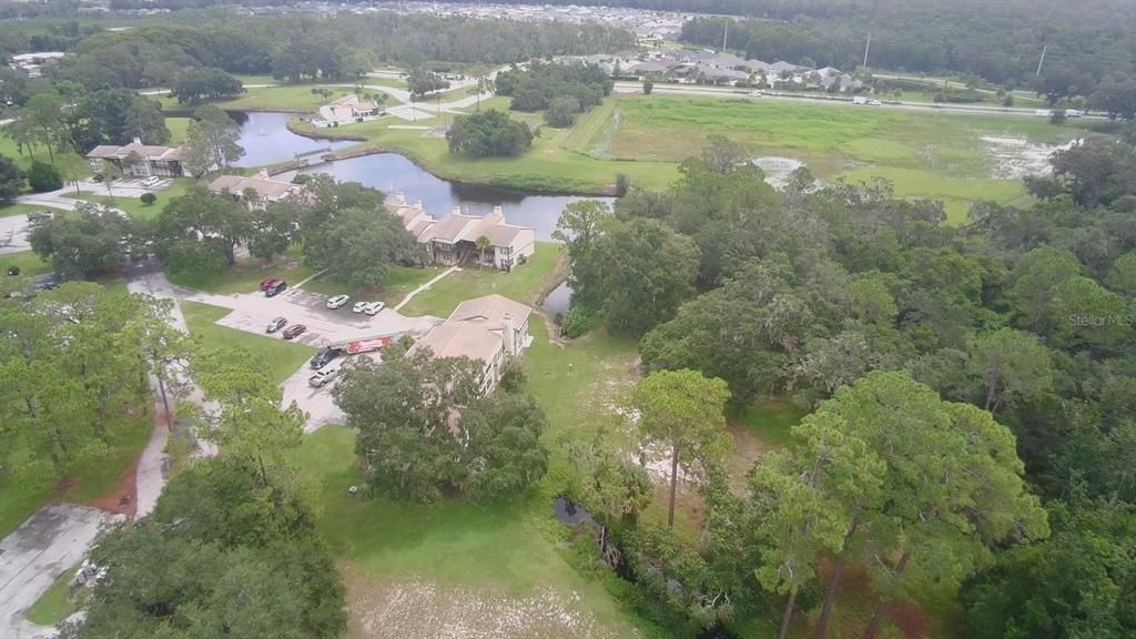 合同活跃: $135,000 (2 贝兹, 2 浴室, 1110 平方英尺)