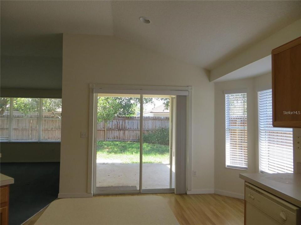 En Renta: $2,400 (3 camas, 2 baños, 1710 Pies cuadrados)