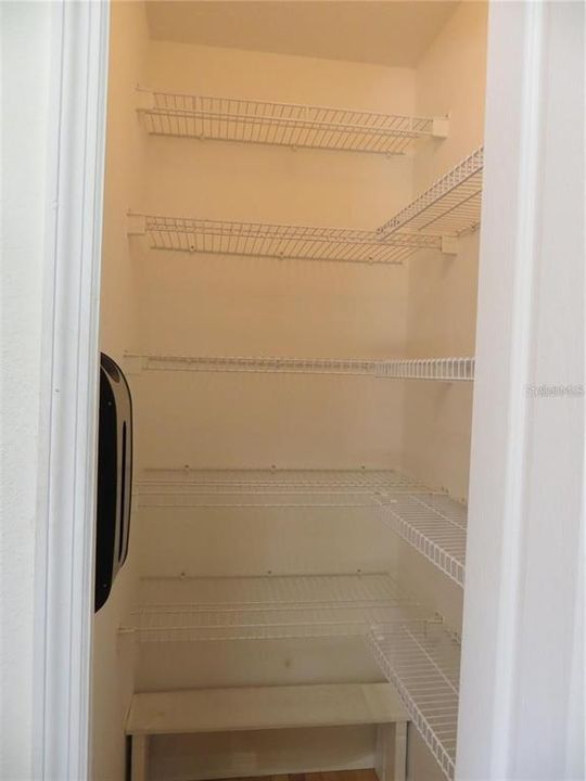 En Renta: $2,400 (3 camas, 2 baños, 1710 Pies cuadrados)