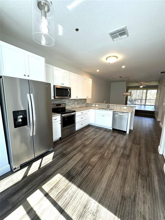 На продажу: $499,900 (3 спален, 3 ванн, 2236 Квадратных фут)