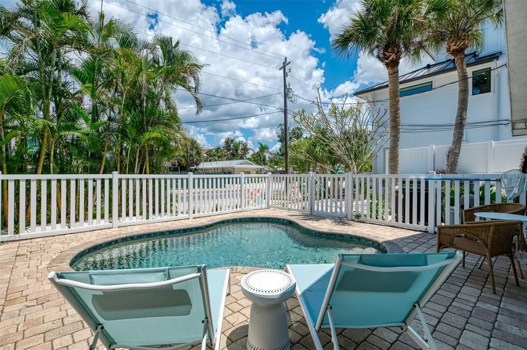 В аренду: $8,400 (4 спален, 4 ванн, 2134 Квадратных фут)