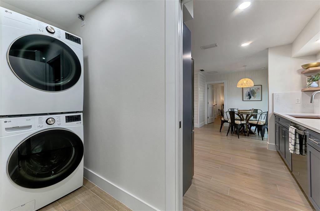 В аренду: $8,400 (4 спален, 4 ванн, 2134 Квадратных фут)