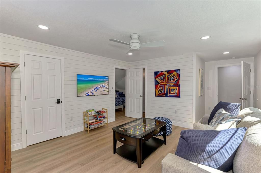 В аренду: $8,400 (4 спален, 4 ванн, 2134 Квадратных фут)