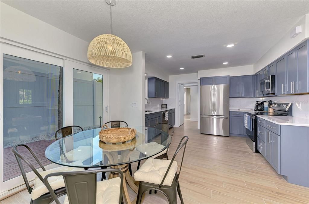 В аренду: $8,400 (4 спален, 4 ванн, 2134 Квадратных фут)