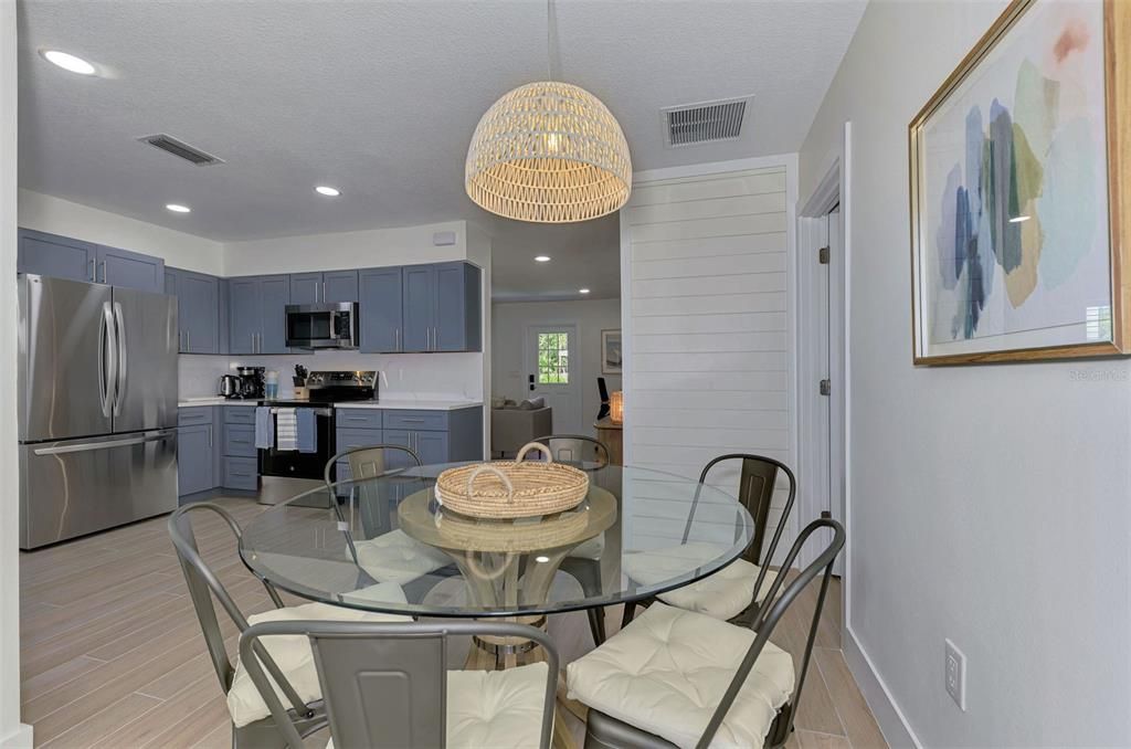 В аренду: $8,400 (4 спален, 4 ванн, 2134 Квадратных фут)