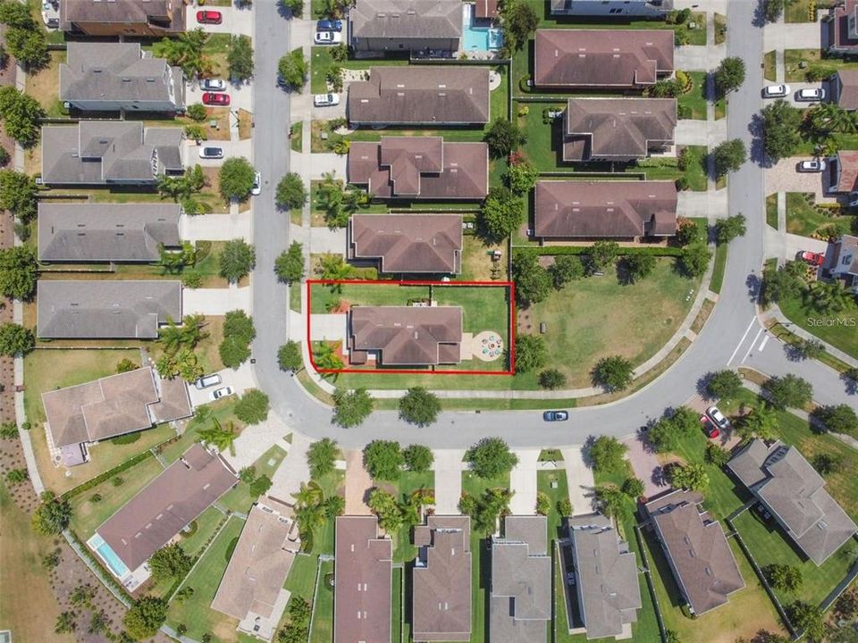 Activo con contrato: $500,000 (4 camas, 3 baños, 2379 Pies cuadrados)