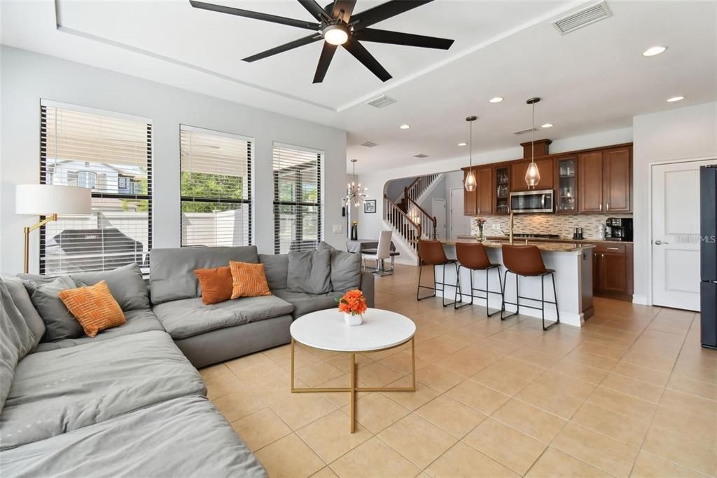 Activo con contrato: $500,000 (4 camas, 3 baños, 2379 Pies cuadrados)