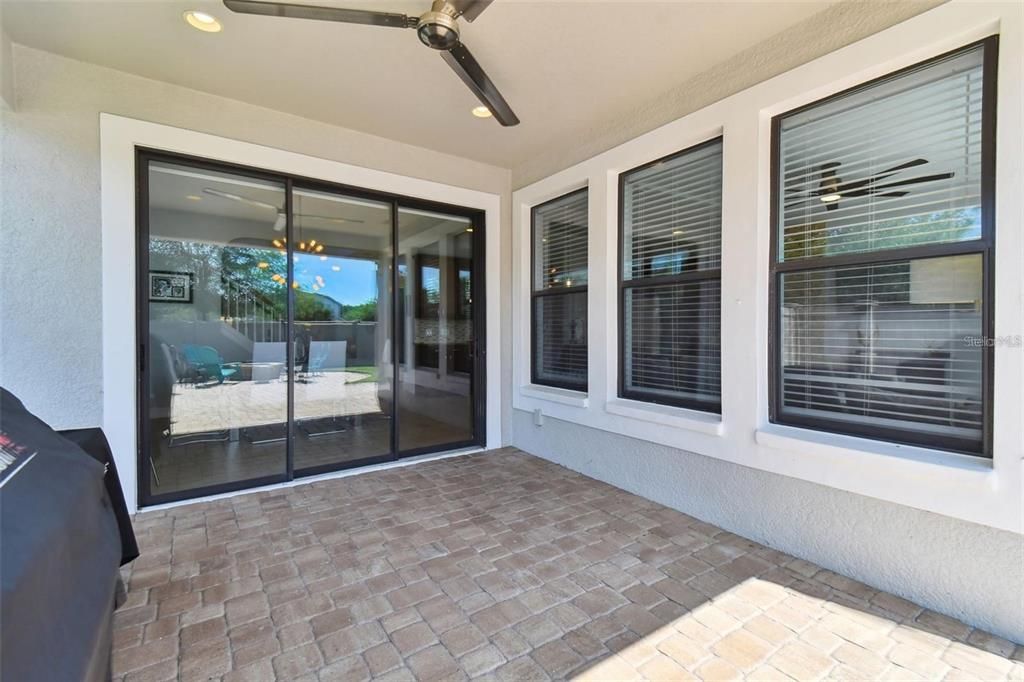 Activo con contrato: $500,000 (4 camas, 3 baños, 2379 Pies cuadrados)