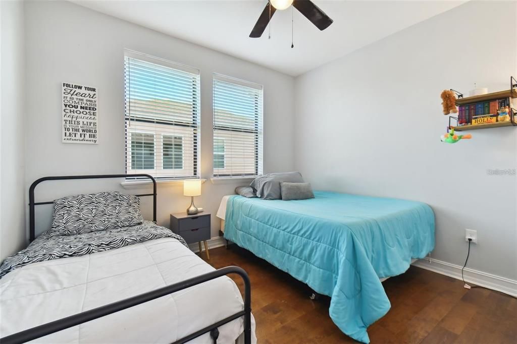 Activo con contrato: $500,000 (4 camas, 3 baños, 2379 Pies cuadrados)