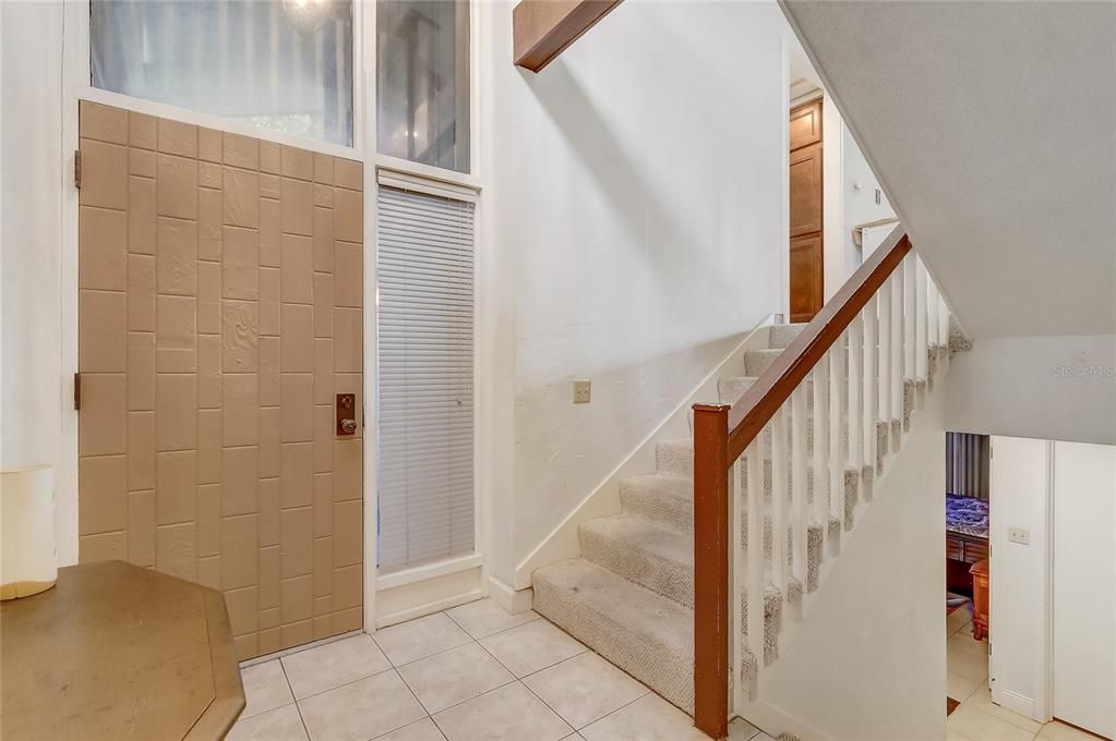 На продажу: $249,000 (2 спален, 2 ванн, 2131 Квадратных фут)