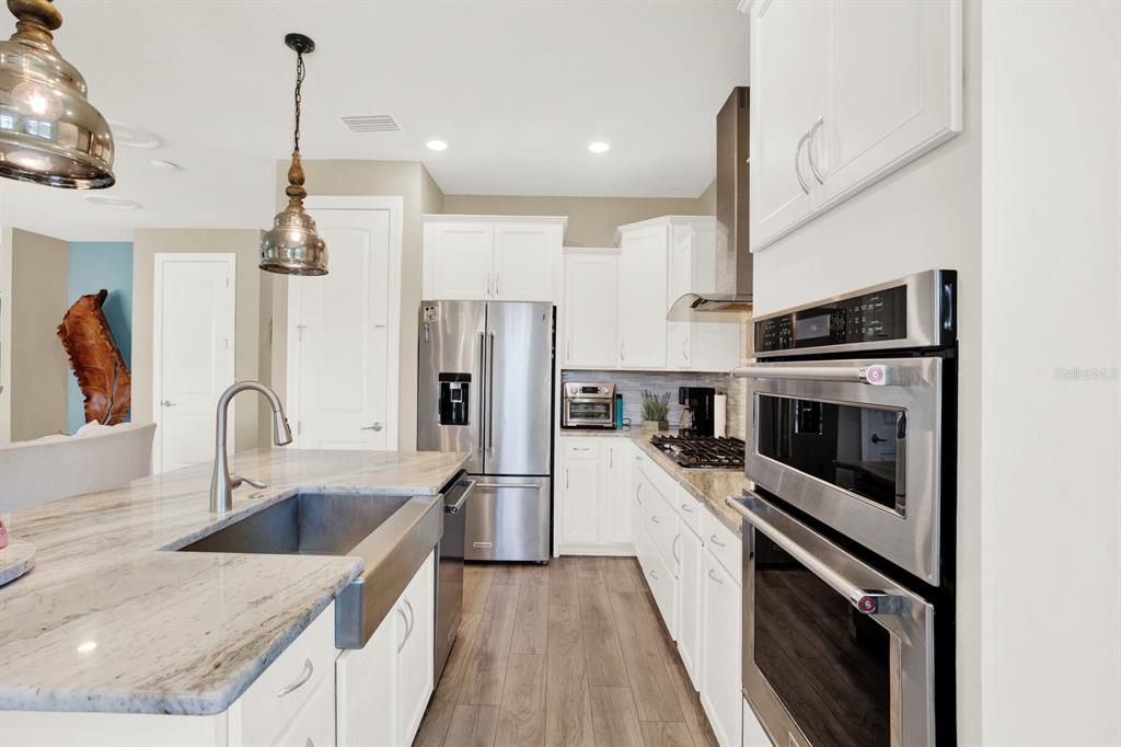 В аренду: $3,795 (3 спален, 2 ванн, 2188 Квадратных фут)