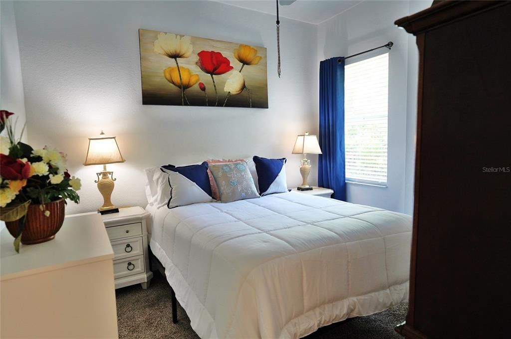 En Renta: $2,300 (3 camas, 2 baños, 2273 Pies cuadrados)