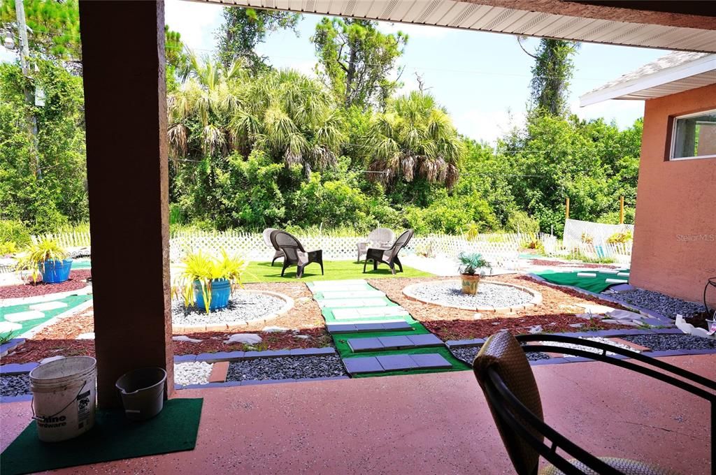 En Renta: $2,300 (3 camas, 2 baños, 2273 Pies cuadrados)