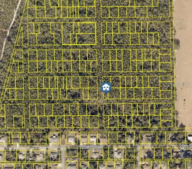 En Venta: $6,500 (0.09 acres)