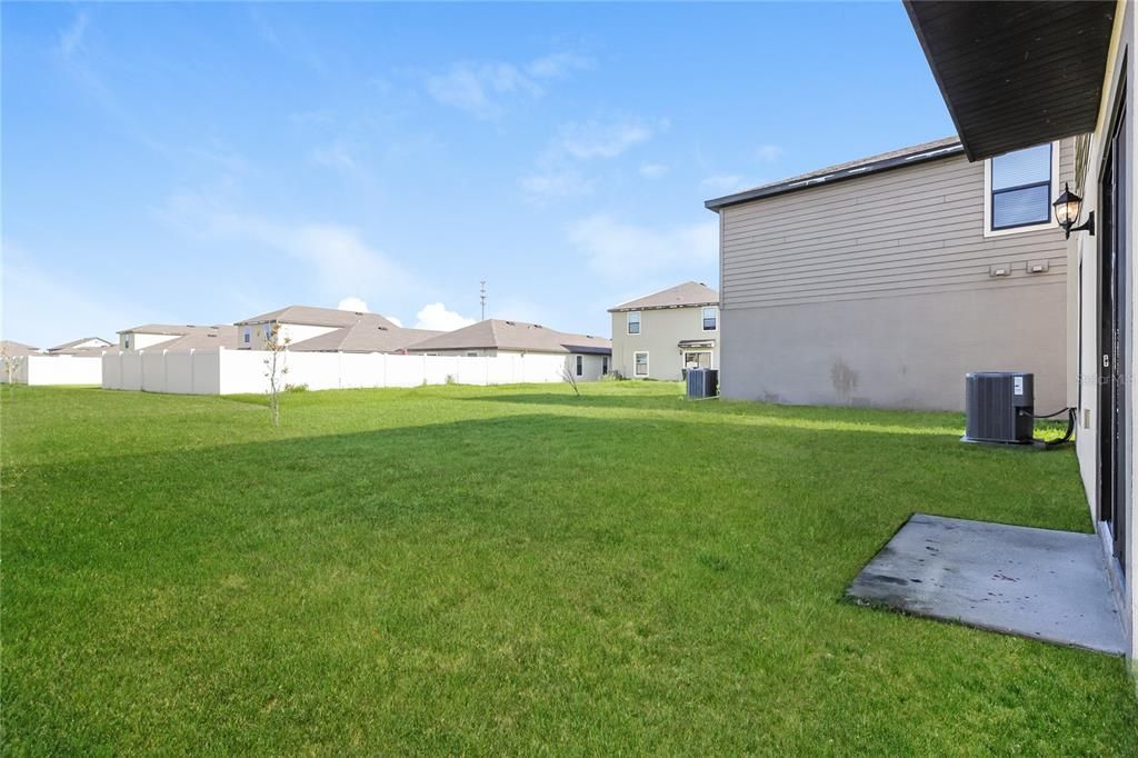 For Rent: $2,055 (4 beds, 2 baths, 1880 Square Feet)