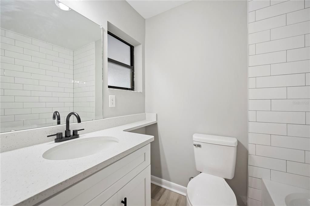 En Venta: $439,950 (5 camas, 3 baños, 2346 Pies cuadrados)