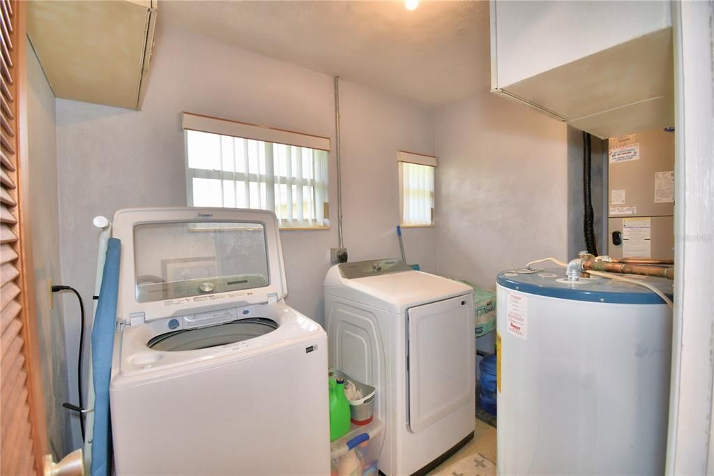 For Sale: $495,000 (3 beds, 2 baths, 1822 Square Feet)