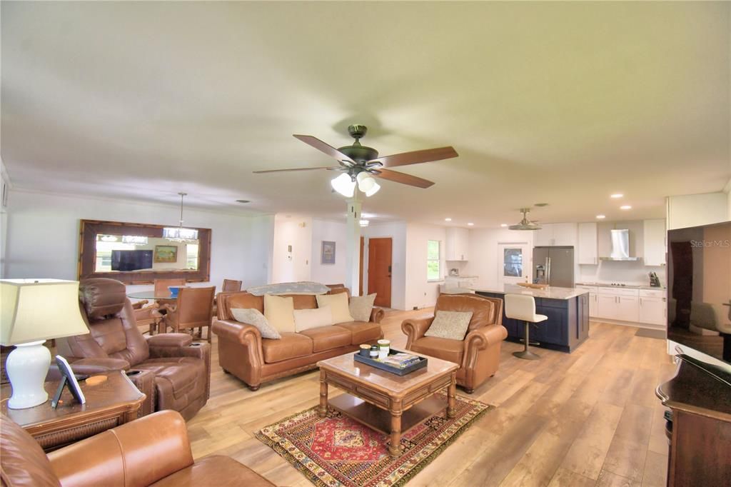 For Sale: $495,000 (3 beds, 2 baths, 1822 Square Feet)