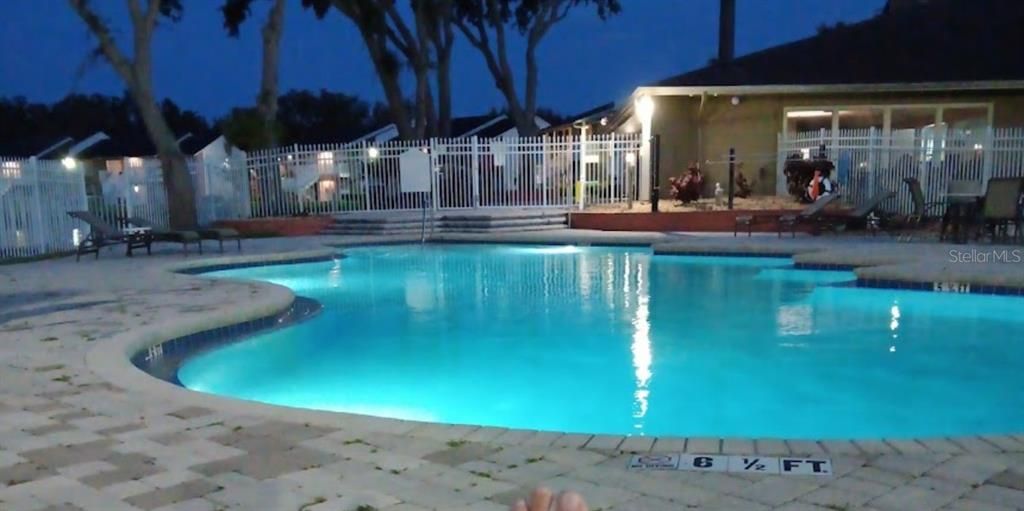 Active With Contract: $174,500 (2 beds, 2 baths, 916 Square Feet)