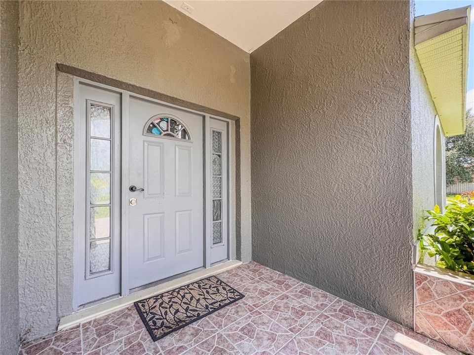Active With Contract: $219,000 (4 beds, 2 baths, 1662 Square Feet)