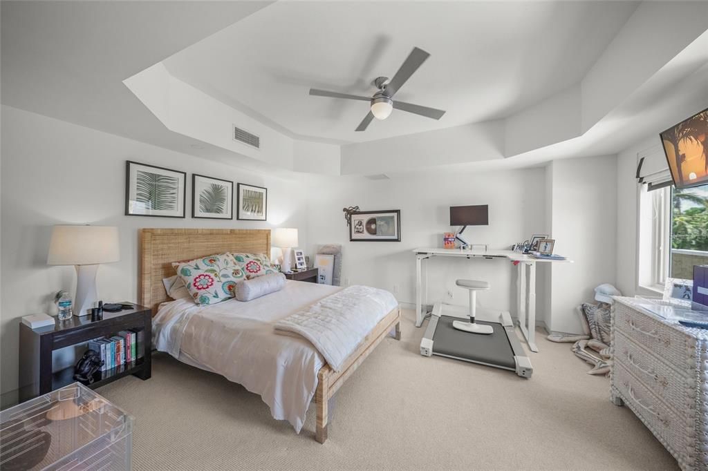 待售: $15,000,000 (5 贝兹, 6 浴室, 6862 平方英尺)