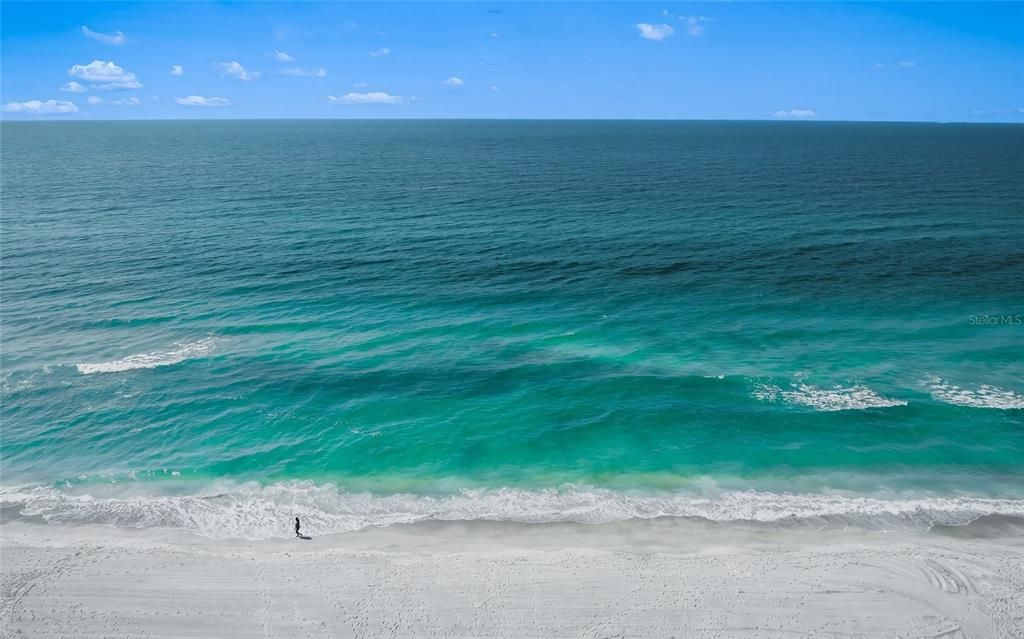 待售: $15,000,000 (5 贝兹, 6 浴室, 6862 平方英尺)