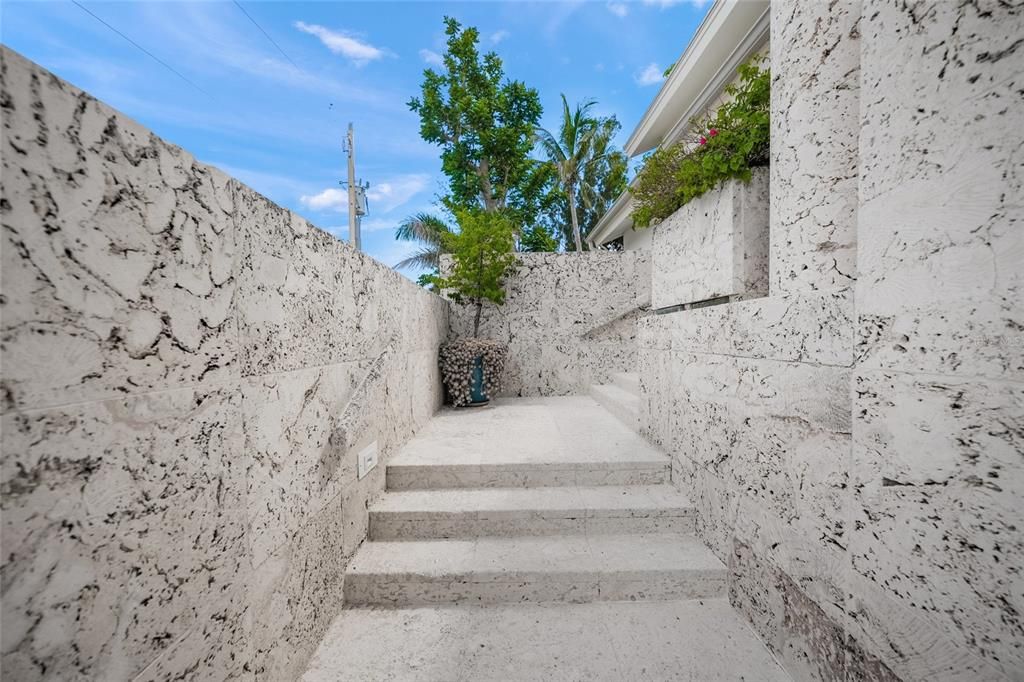 待售: $15,000,000 (5 贝兹, 6 浴室, 6862 平方英尺)