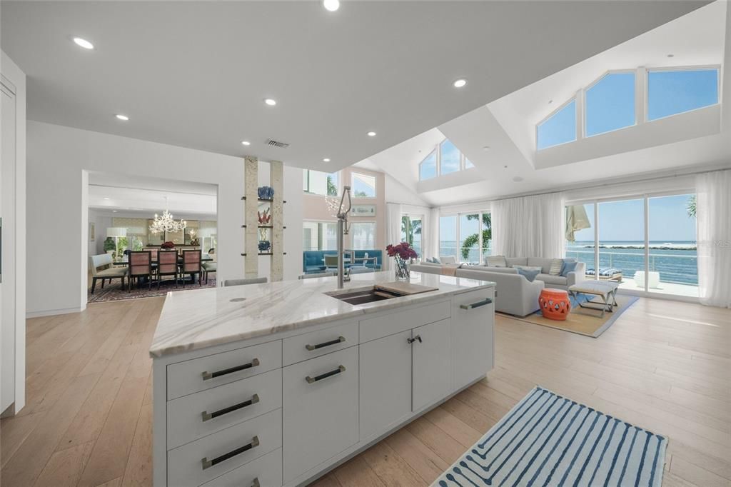 待售: $15,000,000 (5 贝兹, 6 浴室, 6862 平方英尺)