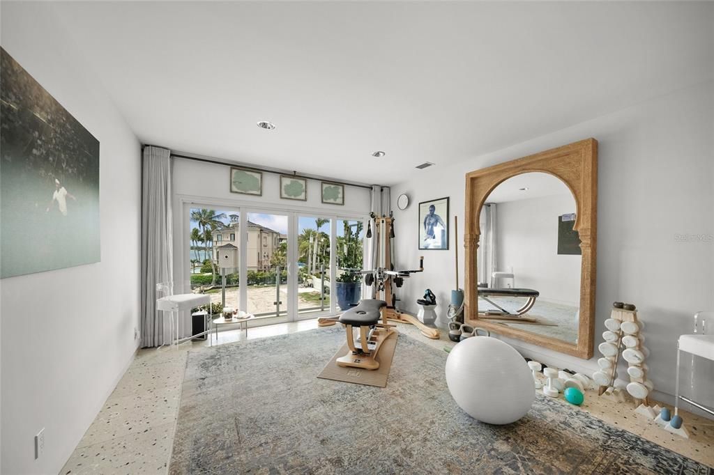 待售: $15,000,000 (5 贝兹, 6 浴室, 6862 平方英尺)