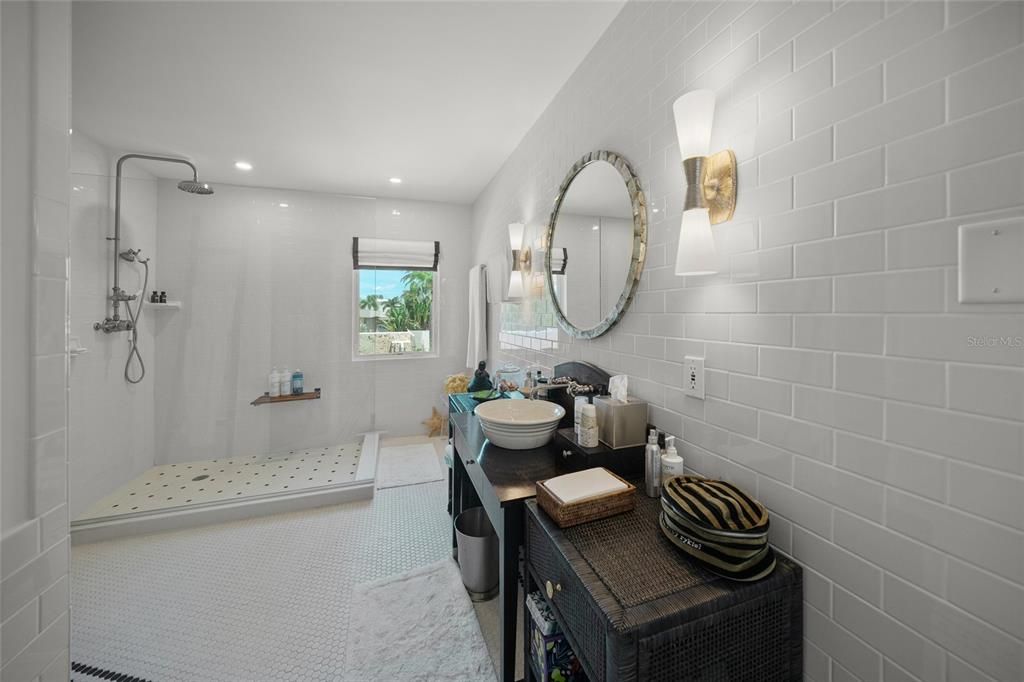 待售: $15,000,000 (5 贝兹, 6 浴室, 6862 平方英尺)