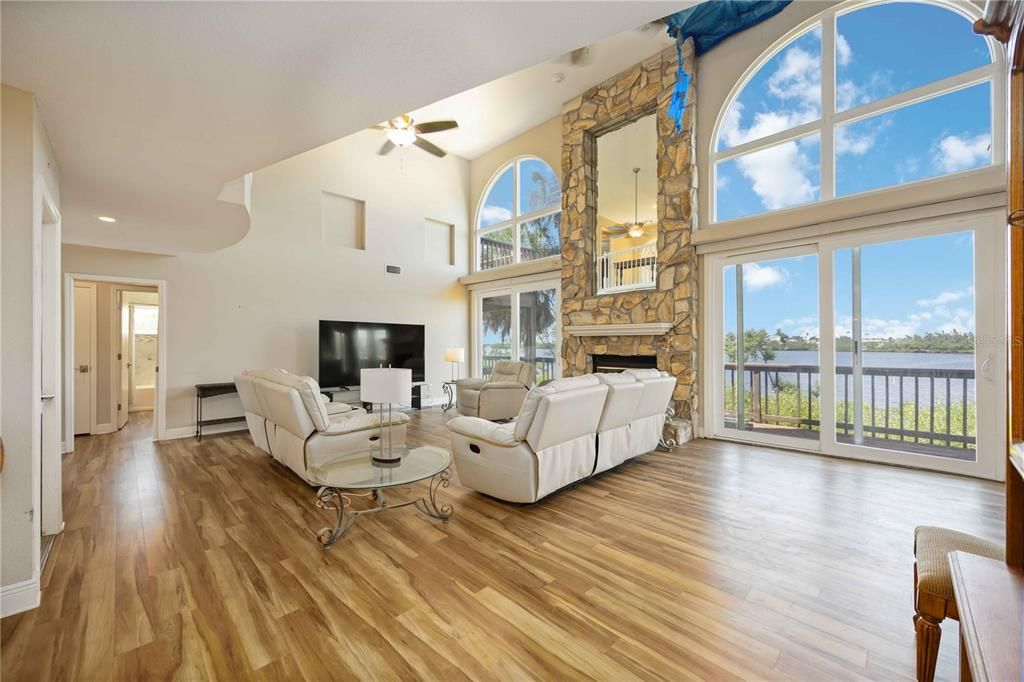 待售: $1,500,000 (5 贝兹, 3 浴室, 3636 平方英尺)