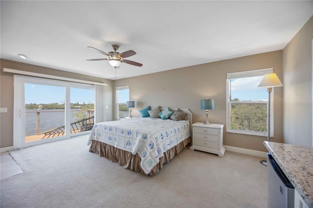 For Sale: $2,700,000 (9.64 acres)