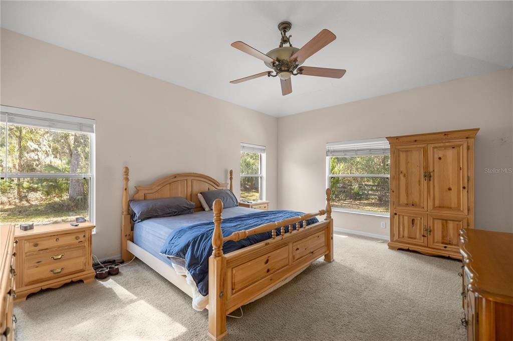 待售: $1,150,000 (3 贝兹, 2 浴室, 2567 平方英尺)