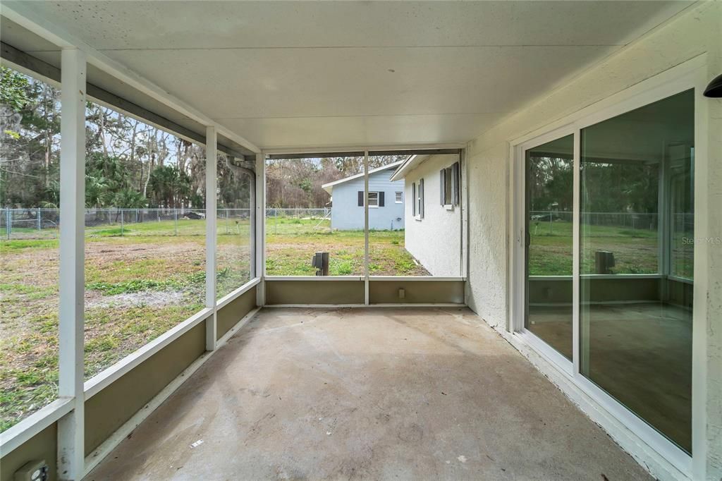 For Sale: $199,000 (3 beds, 2 baths, 1708 Square Feet)