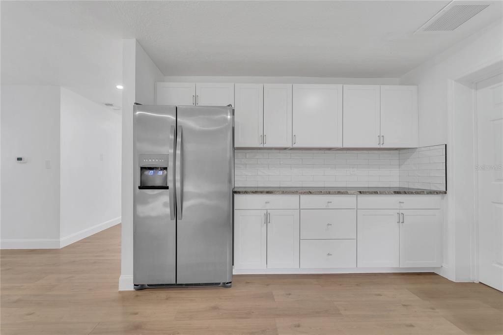 For Sale: $199,000 (3 beds, 2 baths, 1708 Square Feet)