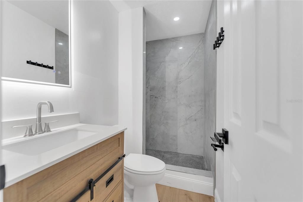 For Sale: $199,000 (3 beds, 2 baths, 1708 Square Feet)